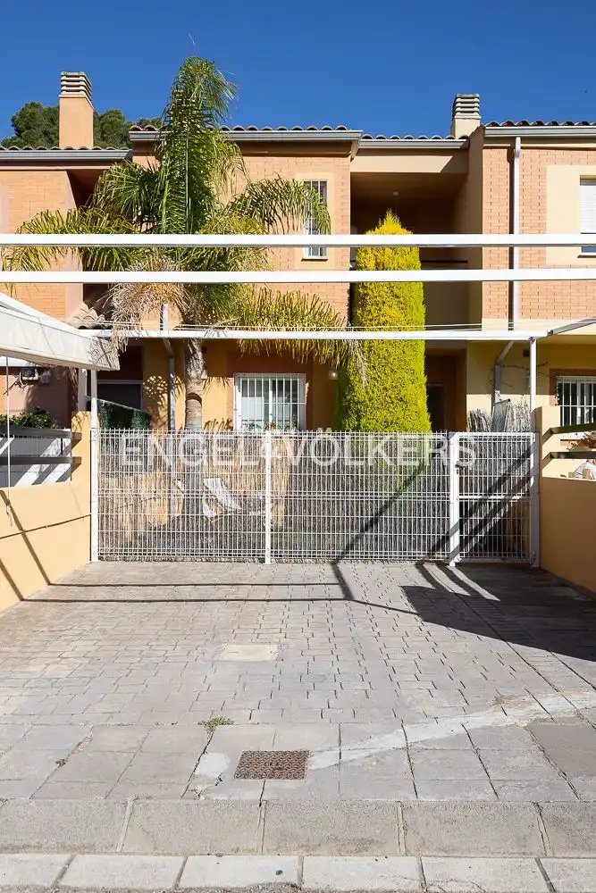 Piso de 150 m² en Nàquera / Náquera