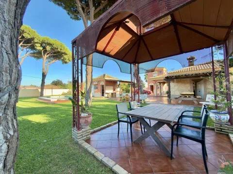 Casa de 205 m² en Chiclana de la Frontera