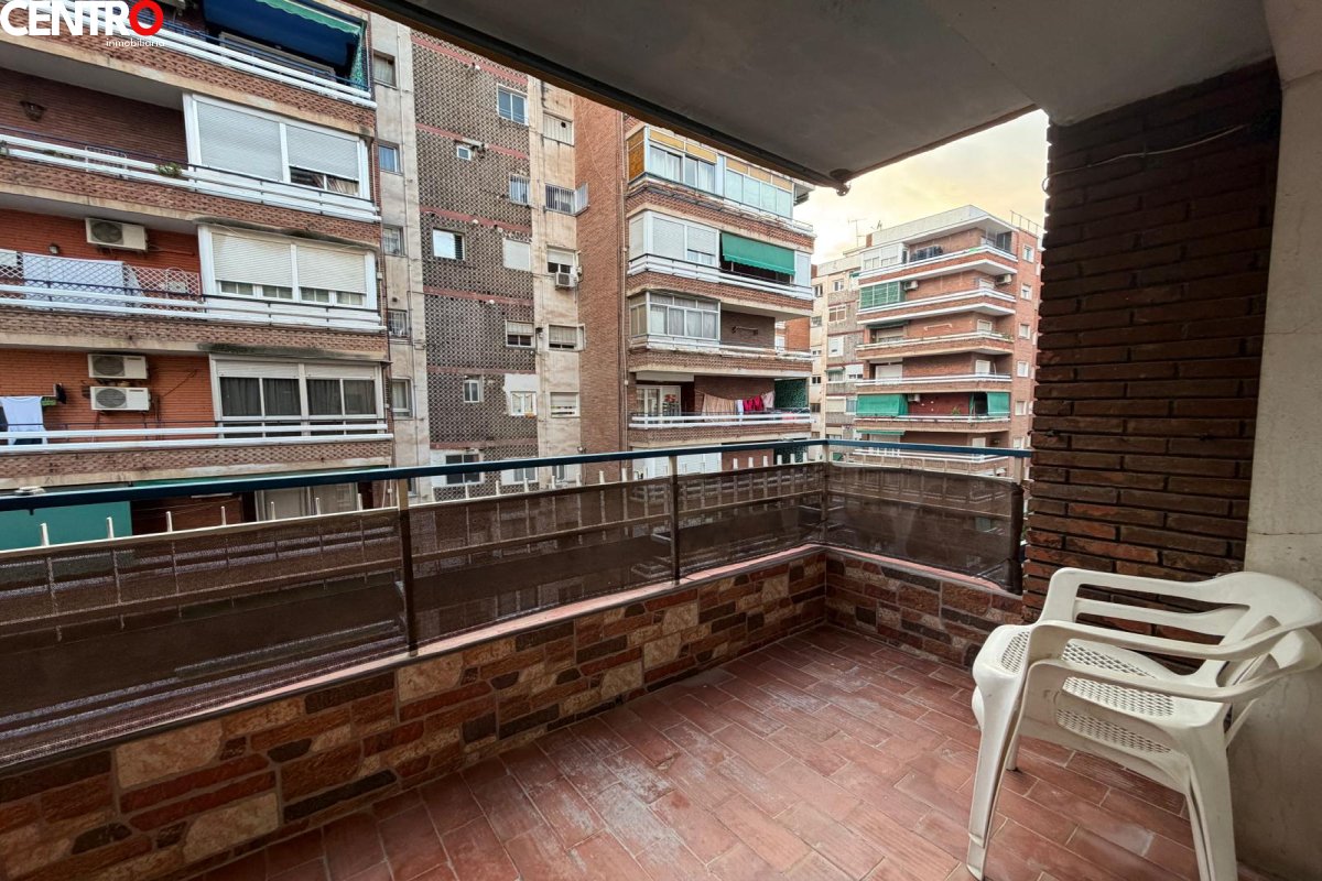 Pis de 90 m² a Granada