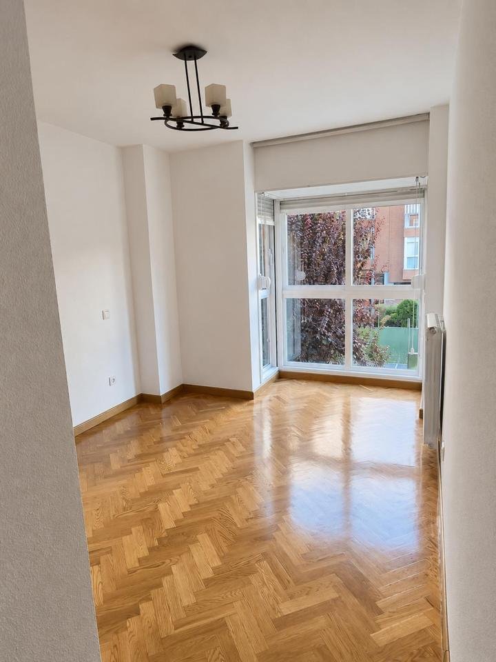 Wohnung 116 m² in Madrid