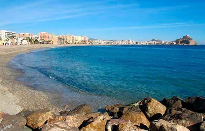 Piso de 65 m² en Águilas