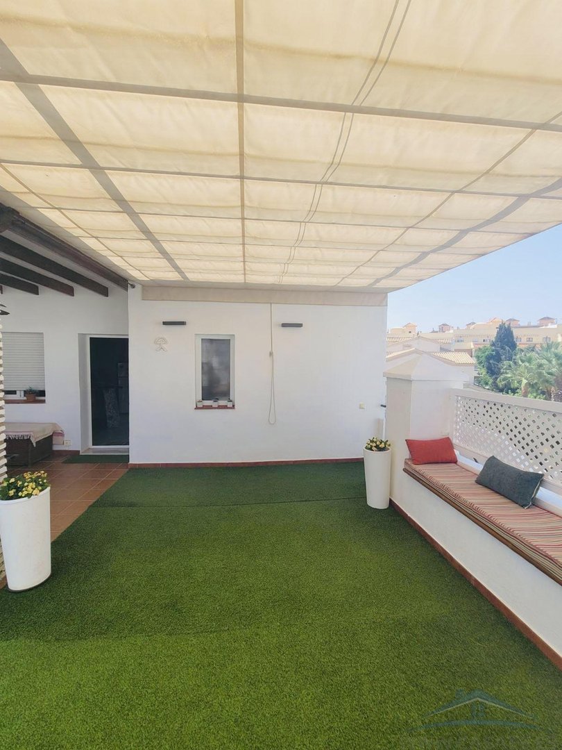 Piso de 130 m² en Roquetas de Mar