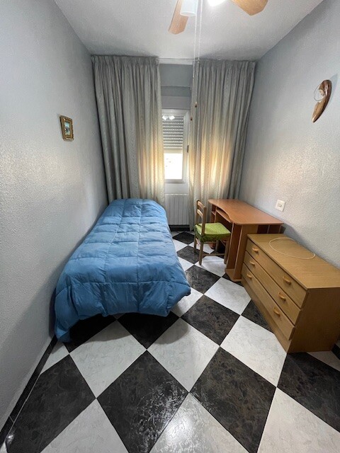 Piso de 95 m² en Granada