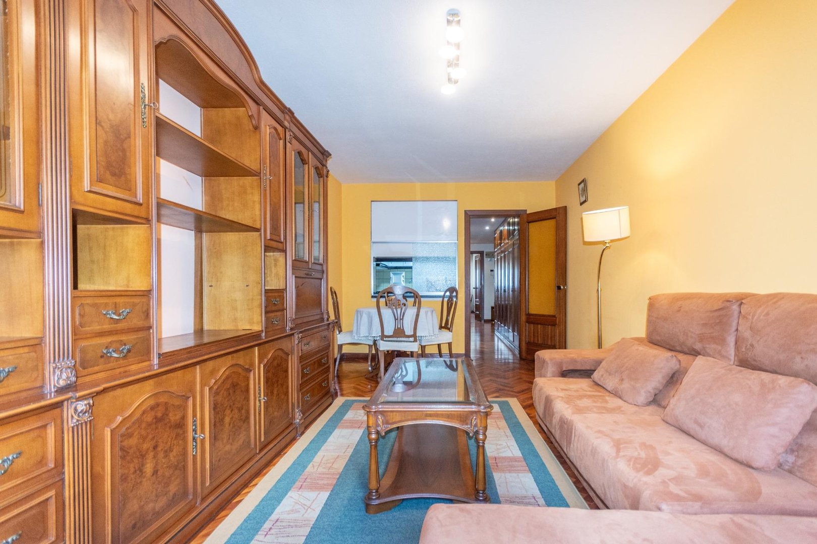 Piso de 63 m² en Oviedo