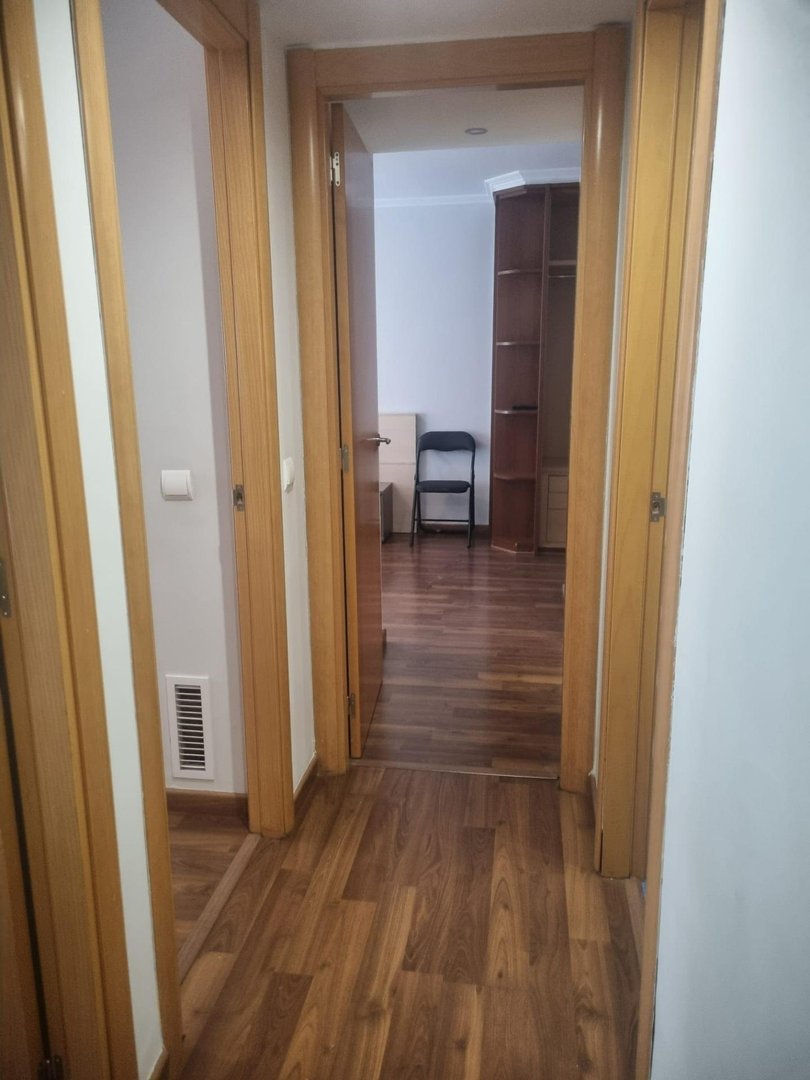 Flat 1027 m² in Aldaia