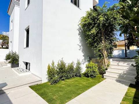Haus 355 m² in Marbella
