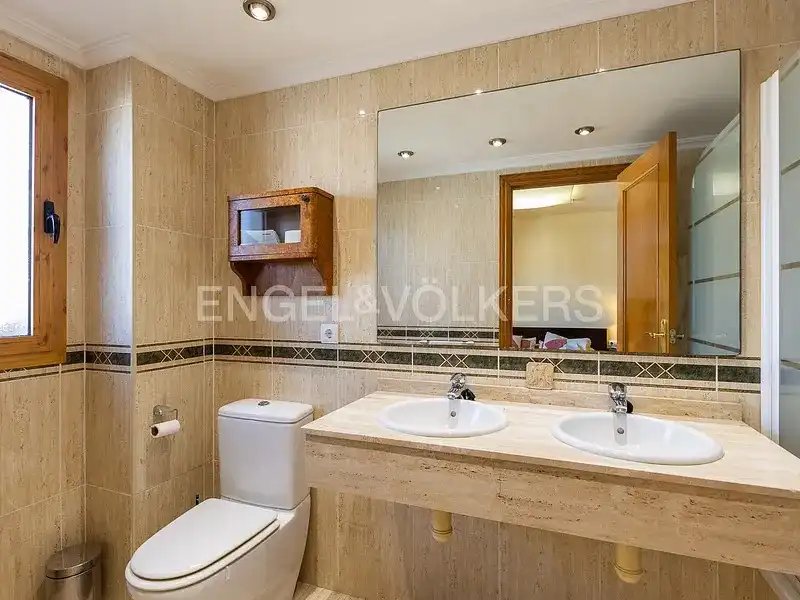 Casa 240 m² a Chiva