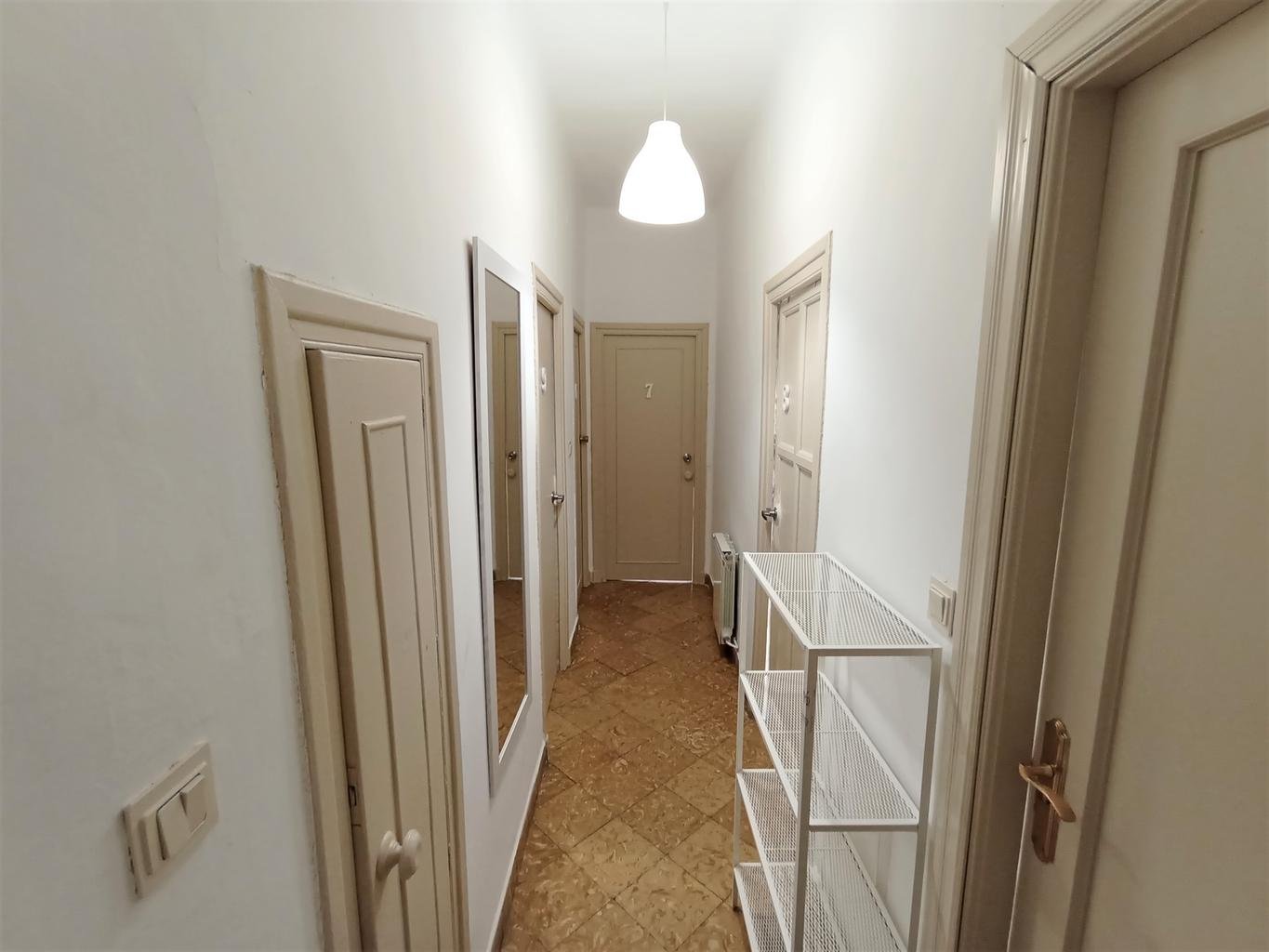 Habitación 310 m², Granada