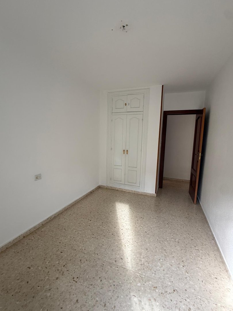 Wohnung 100 m² in Granada
