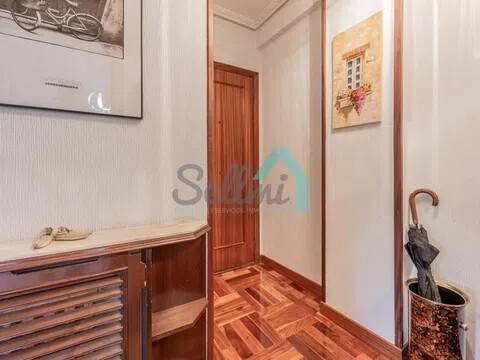 Appartamento 93 m² a Oviedo