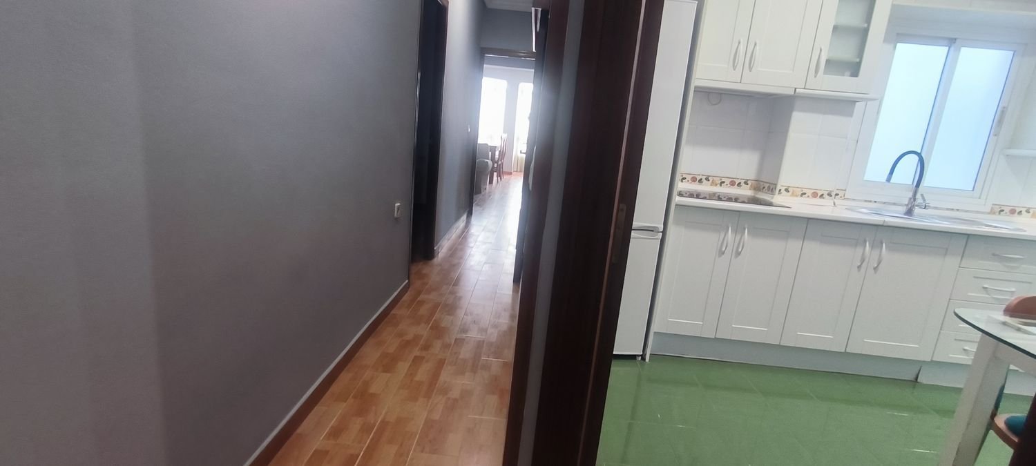 Piso de 75 m² en Almería
