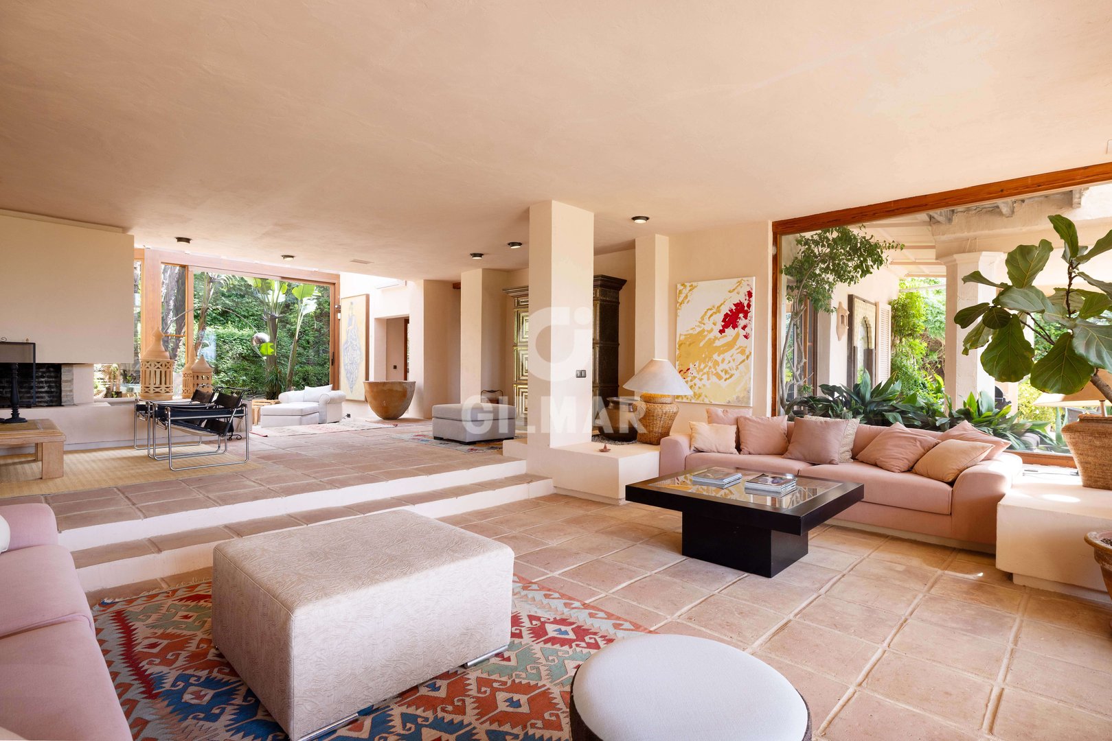 Casa de 400 m² en Luque