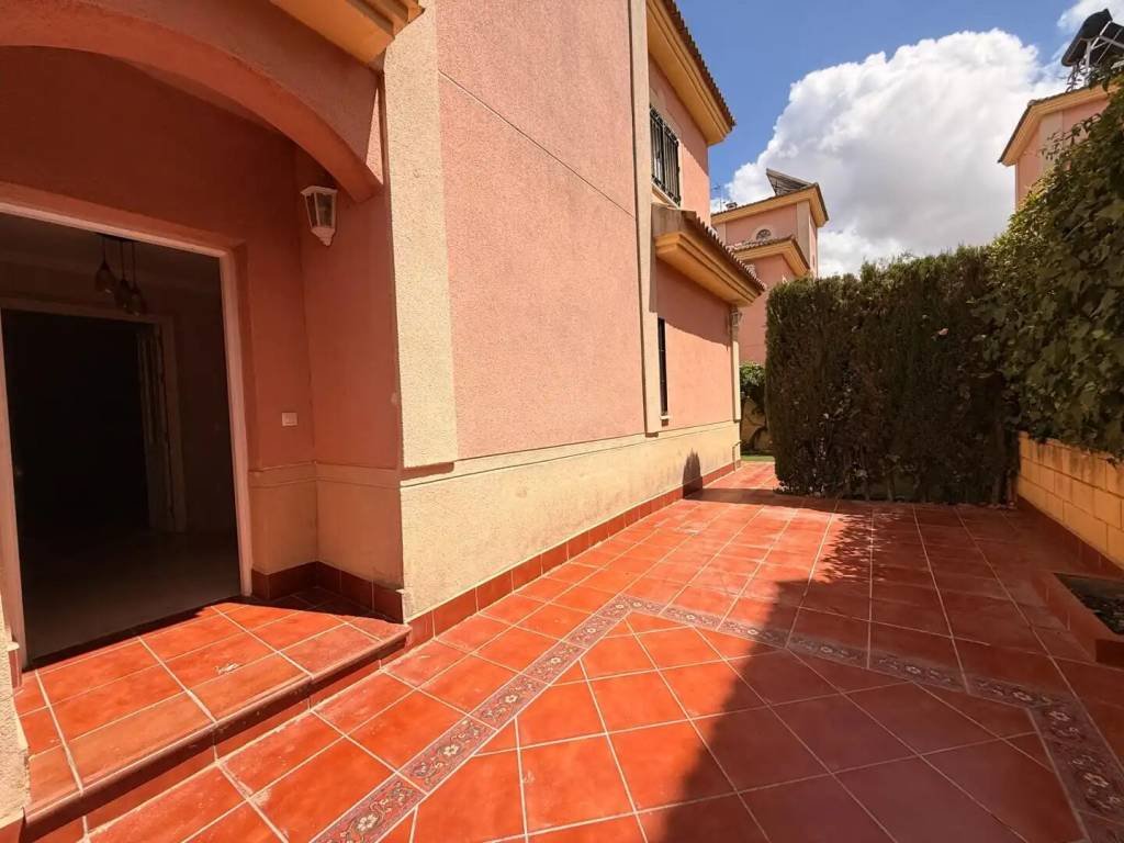Casa de 168 m² en Mairena del Aljarafe