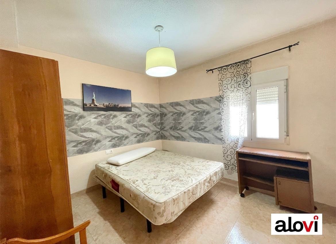 Habitación 90 m², Granada