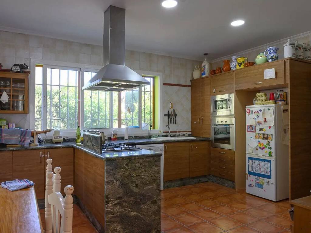 Casa de 238 m² en Manises