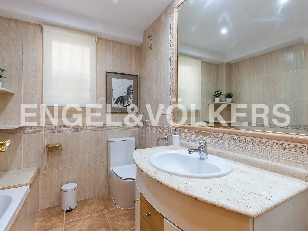 Piso de 95 m² en Valencia