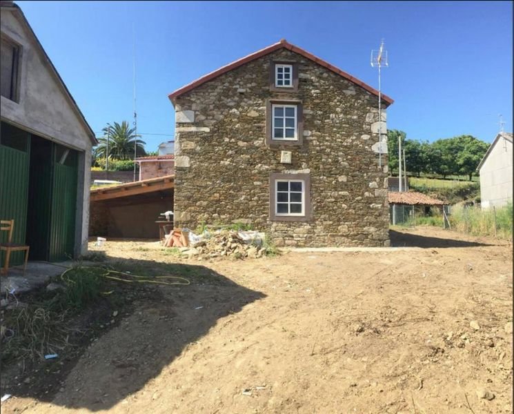 Casa de 132 m² en Narón