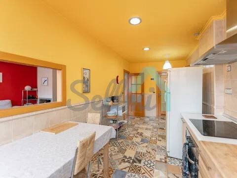 Piso de 100 m² en Oviedo