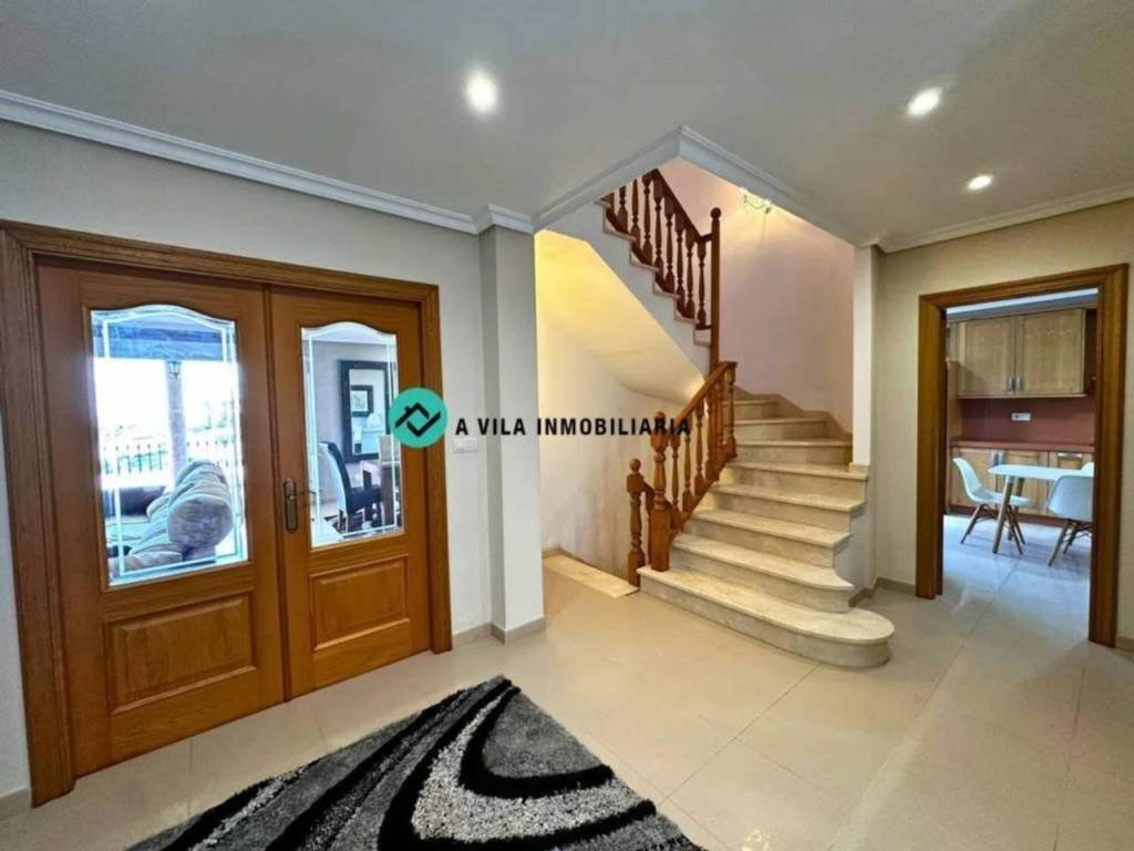 Casa de 530 m² en O Rosal