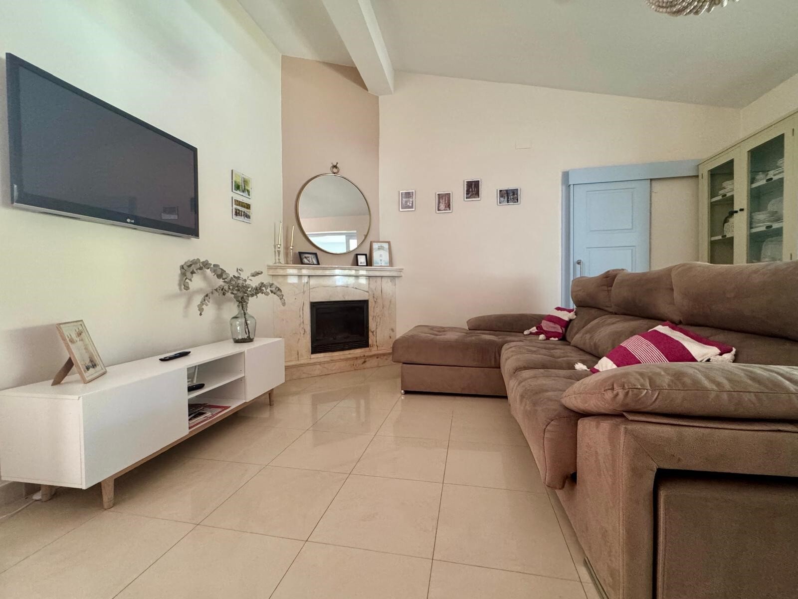 Casa de 650 m² en Carmona