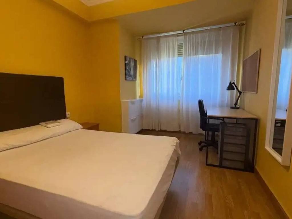 Piso de 95 m² en Ourense