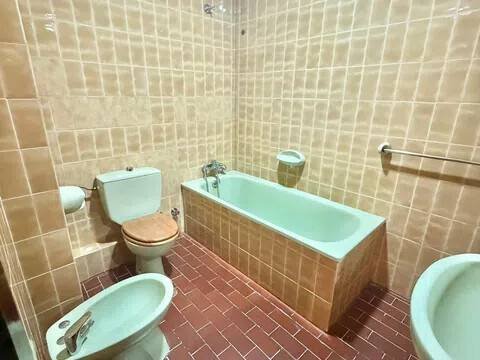 Habitación 109 m², Jaén