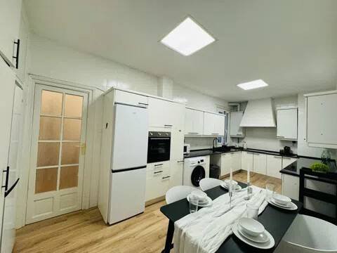 Habitación 200 m², Madrid