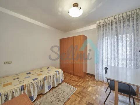 Pis de 123 m² a Oviedo