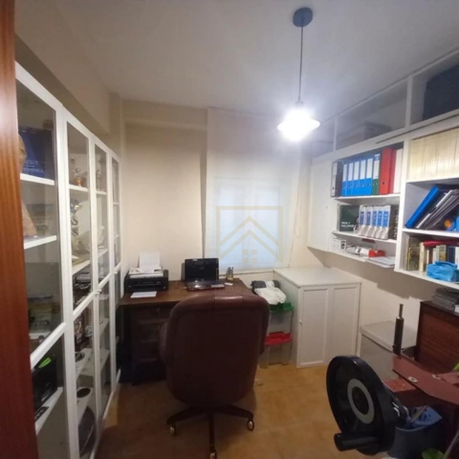 Piso de 90 m² en Camargo