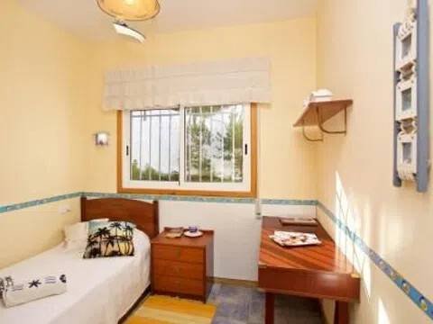 Casa de 300 m² en Redondela