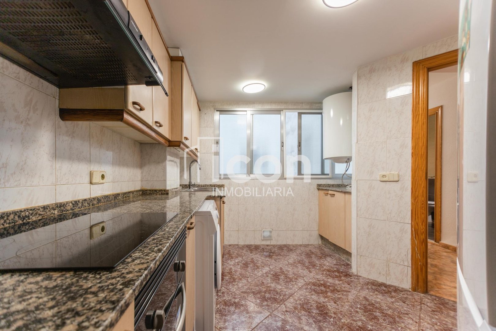 Room 97 m², València