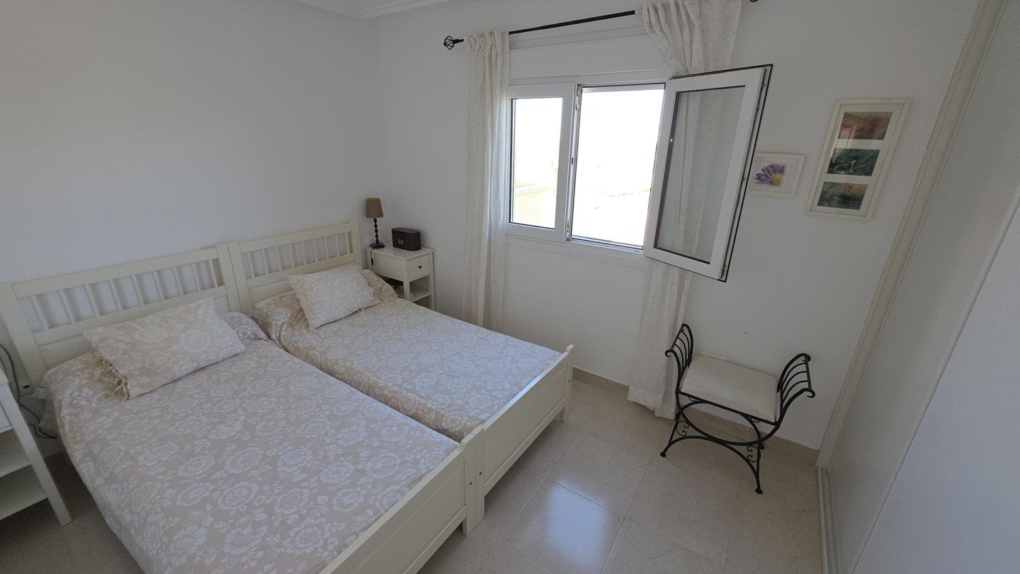 Квартира 80 м² у Roquetas de Mar