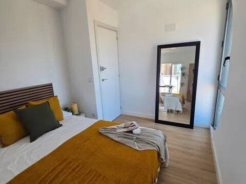 Habitació 100 m², Parla