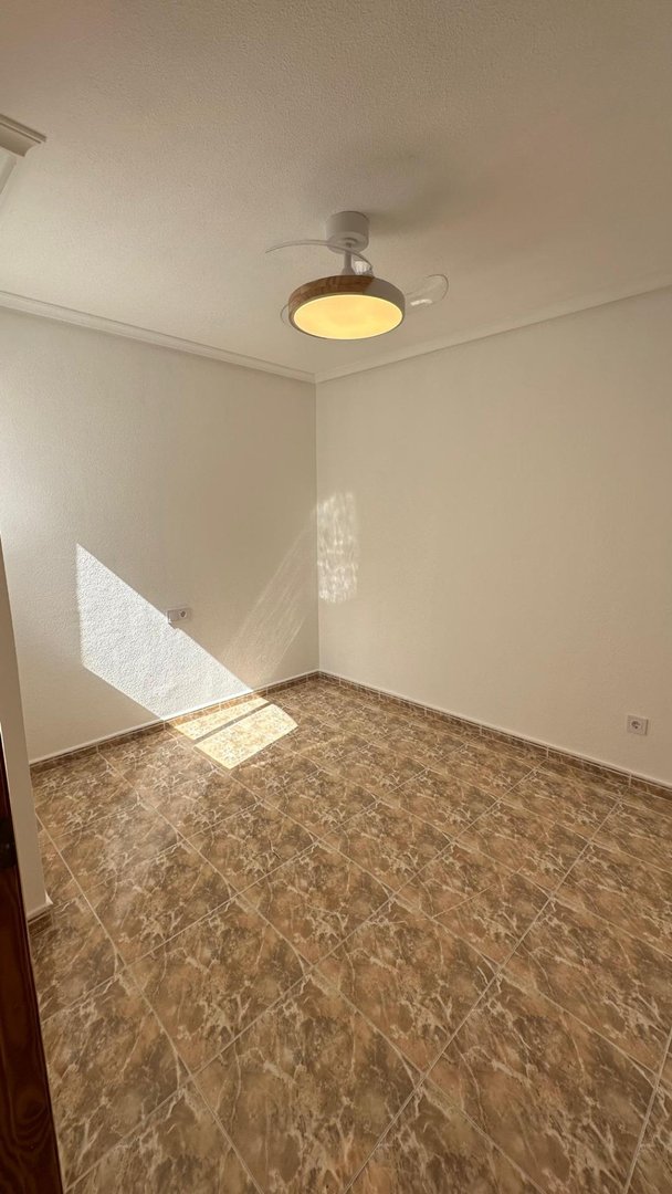 Piso de 95 m² en Torrevieja