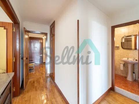 Piso de 212 m² en Oviedo