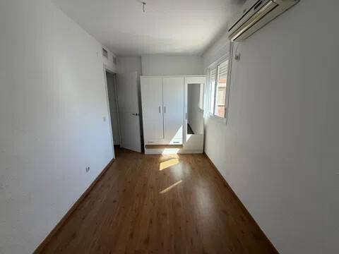 Piso de 140 m² en Sevilla