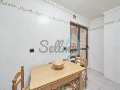 Piso de 70 m² en Oviedo