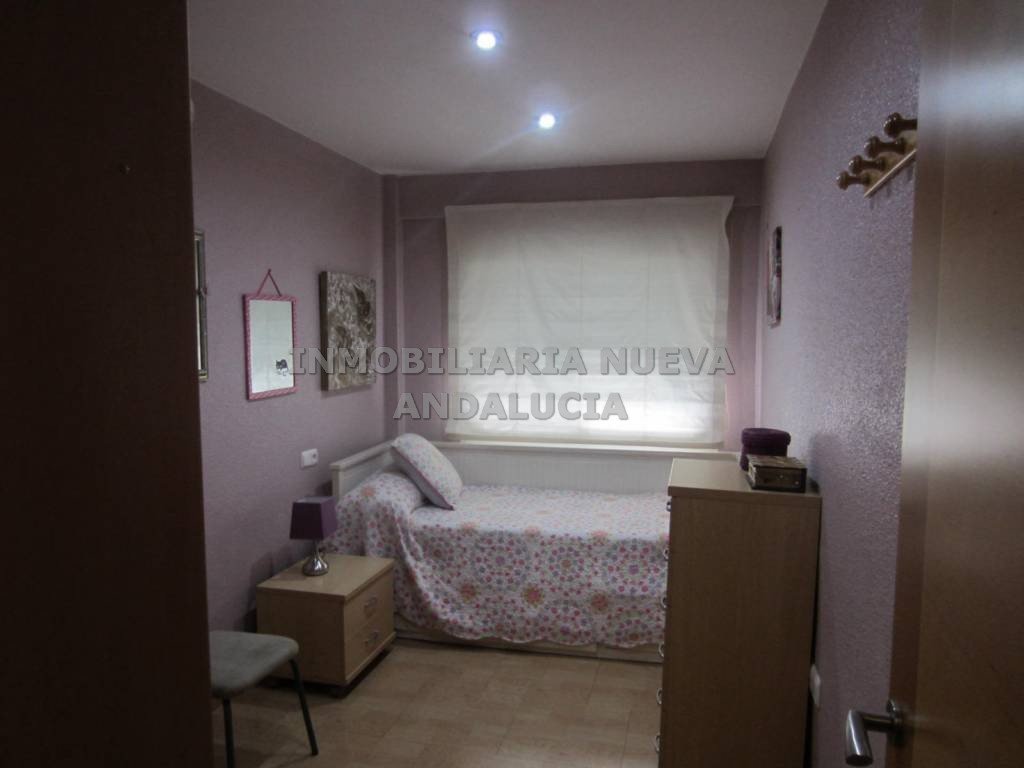 Piso de 85 m² en Almería