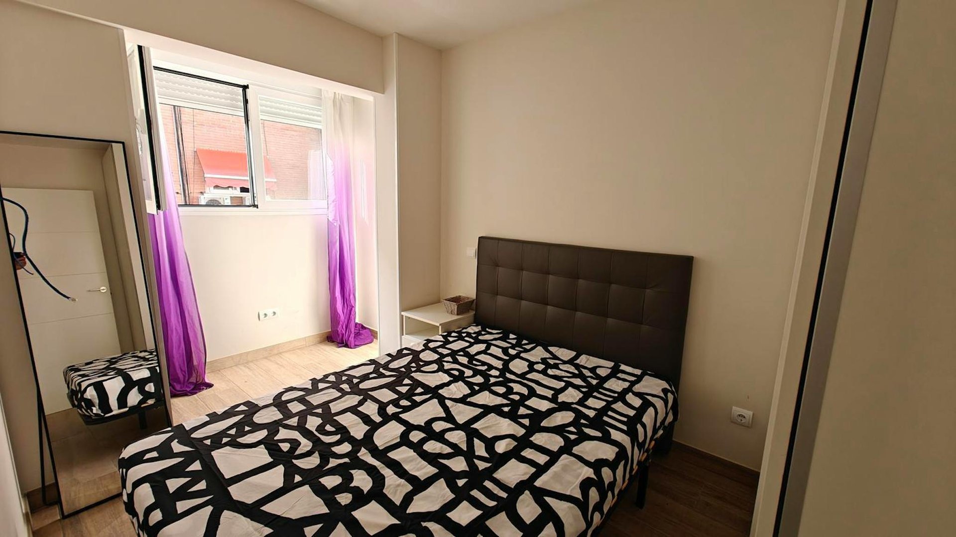 Habitació de lloguer, Madrid