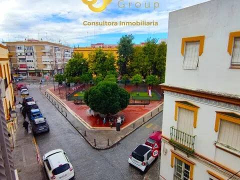 Piso de 85 m² en Sevilla