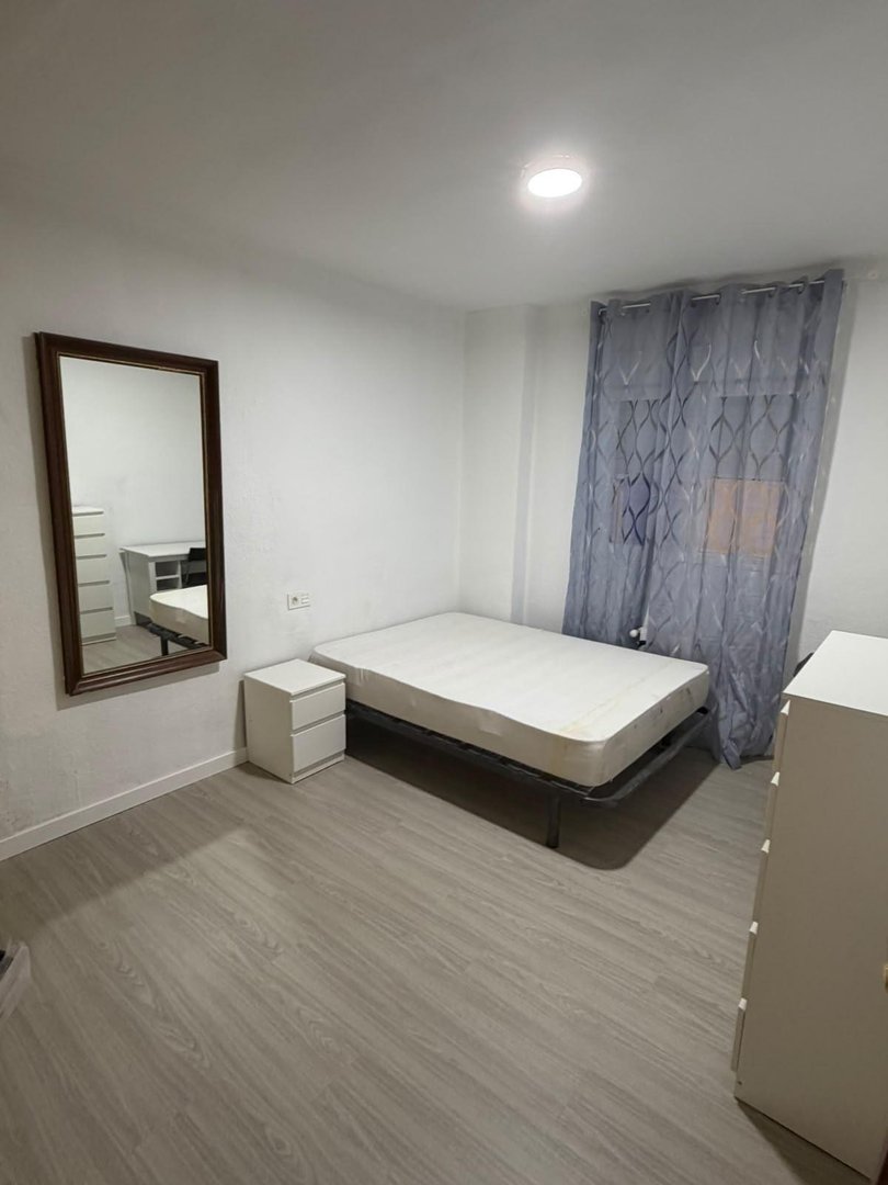 Piso de 120 m² en Granada