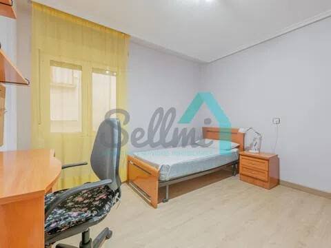 Piso de 120 m² en Oviedo