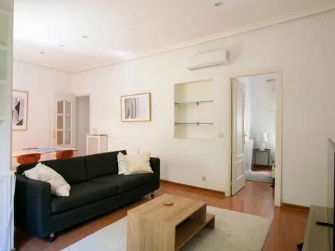 Wohnung 106 m² in Madrid