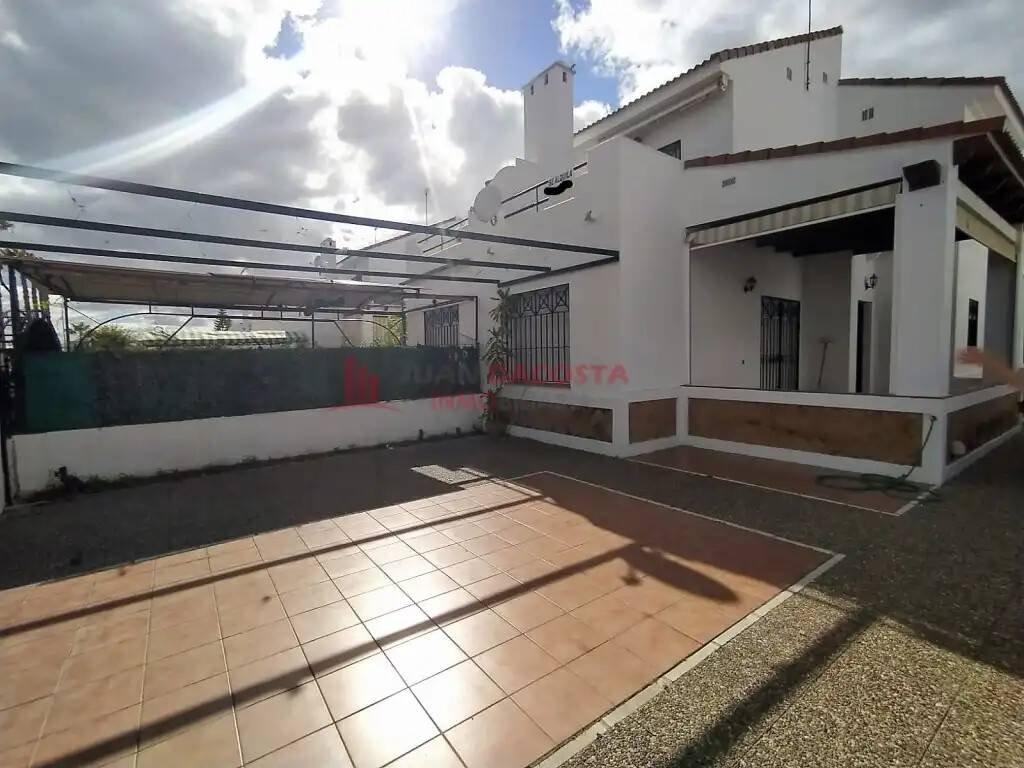 Casa de 140 m² en Lepe