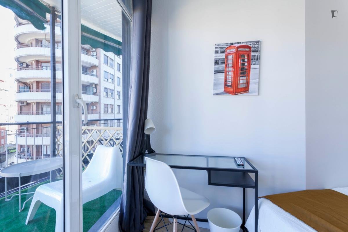 Chambre à louer, Valence