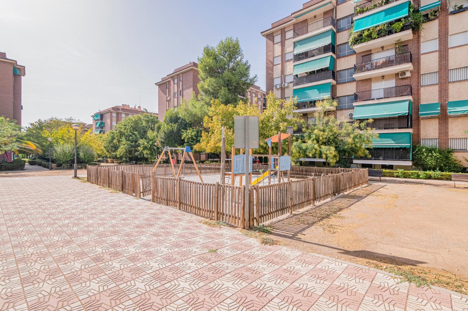 Room for rent, Granada