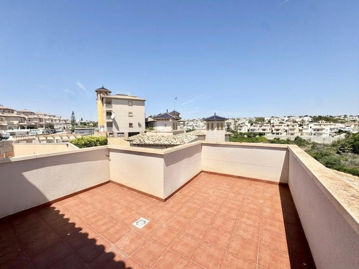 Casa de 100 m² en Orihuela