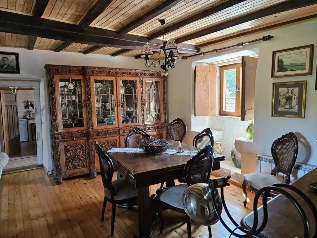 Casa de 200 m² en Baños de Molgas