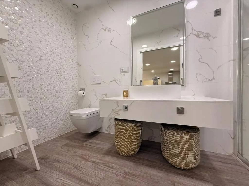 Pis de 75 m² a Còrdova