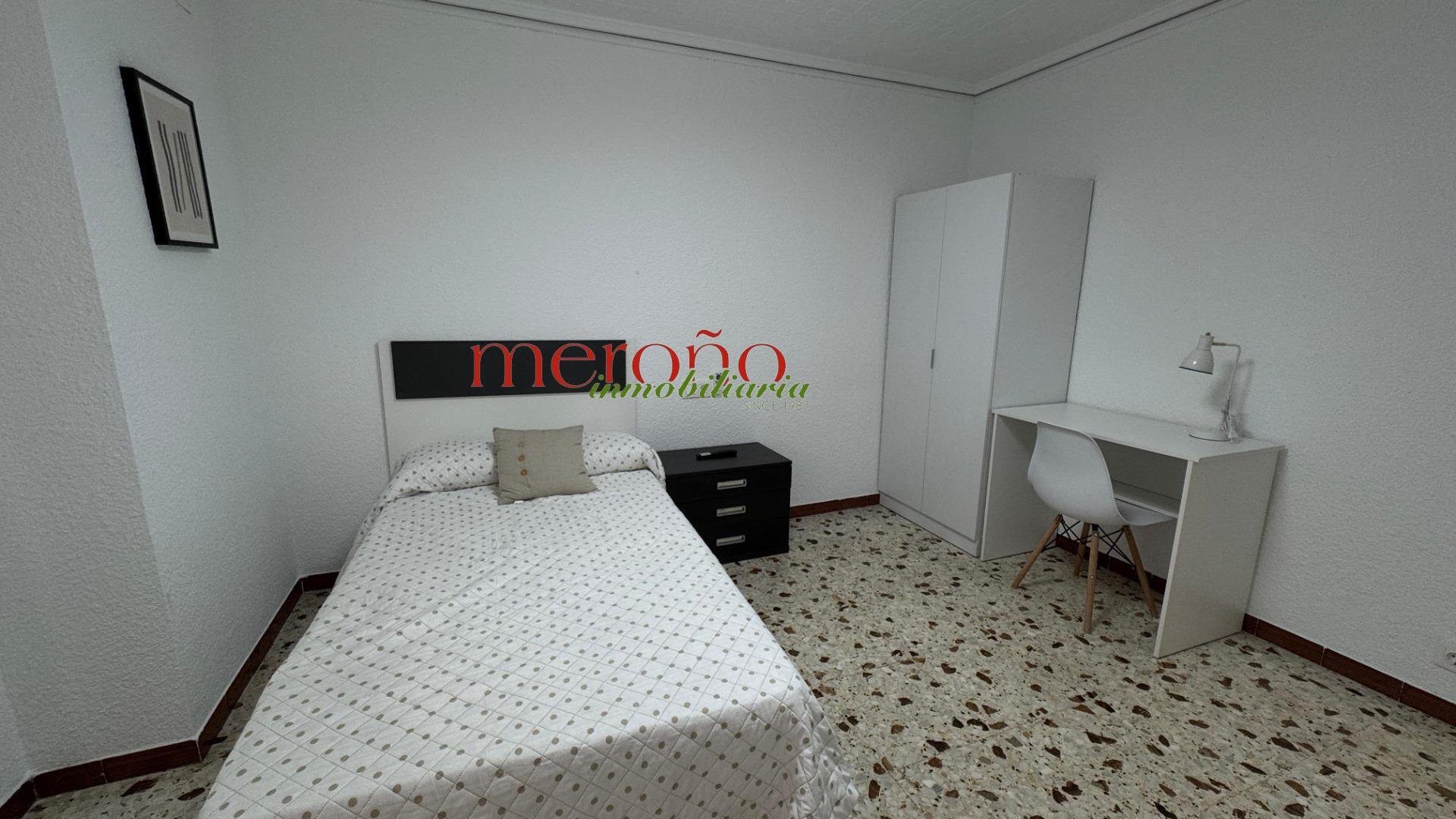 Habitación 100 m², Elche
